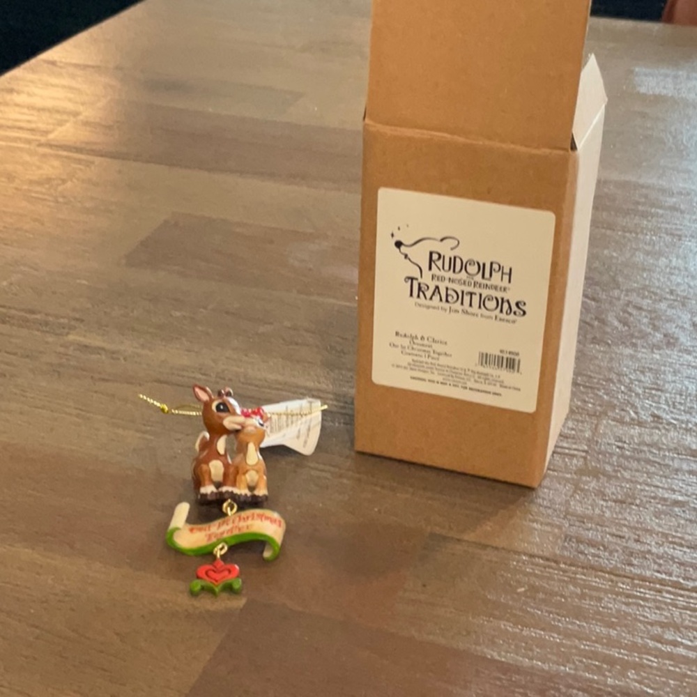 Rudolph the Red Nosed Reindeer - Rudolph & Clarice Ornament